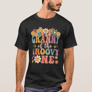 レトロGroovy One一致する家族の最初のBir Tシャツ