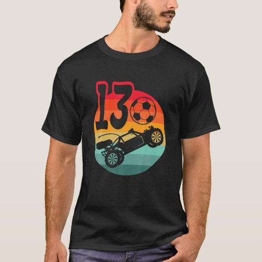 レトロI 13歳I日I RC車Iサッカーボール Tシャツ (正面)