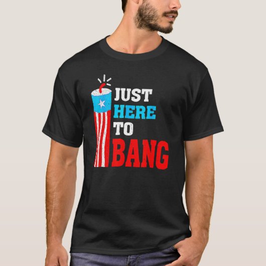 レトロJust Here Bang Fireworks USA Flag Of Tシャツ (正面)