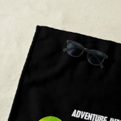 レトロSci-Fiアドベンチャー宇宙漫画カバー ビーチタオル (インサイチュ)