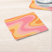 レトロVibe抽象芸術スワール60s 70sピンクとオレンジ スクエアペーパーコースター (アングル)
