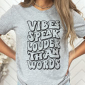 レトロVibesシャツ、Vibesは言葉T-Sよりも大きい Tシャツ