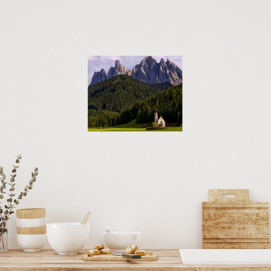 レヌイ2と呼ばれる美しい孤立した孤独な教会 ポスター (キッチン)