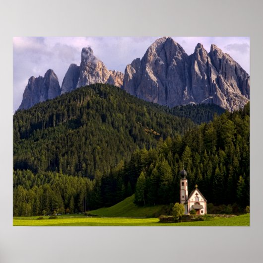 レヌイ2と呼ばれる美しい孤立した孤独な教会 ポスター (正面)