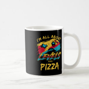レベルとピザが大好きなゲーマー向け おもしろTシャツ コーヒーマグカップ