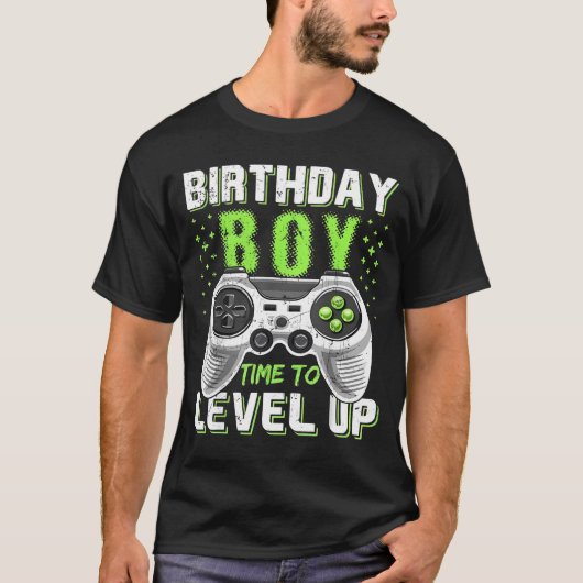 レベルアップ お誕生日おめでとう 少年 ゲーマー Tシャツ (正面)