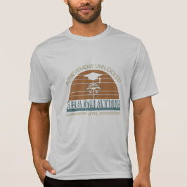 レベルアップ：卒業達成のロック解除Tシャツ Tシャツ