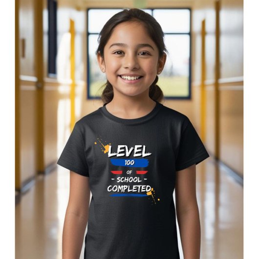 レベル100のロック解除： 100日の学校の子供 Tシャツ