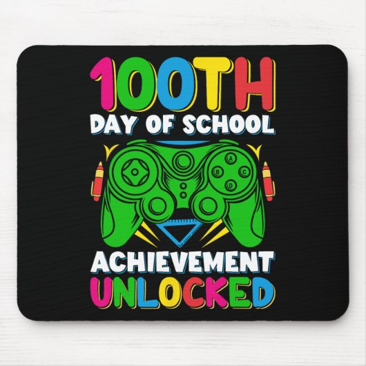 レベル100の学校生活がスタート!ゲーマー100日目 マウスパッド (正面)