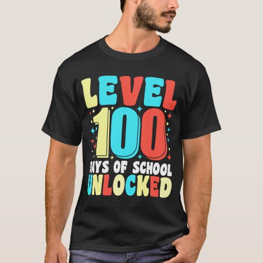 レベル100日の学校のロック解除ゲーマービデオゲーム Tシャツ (正面)