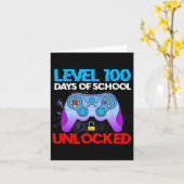 レベル100日の学校のロック解除ビデオゲーム少年 カード (黄色い花)