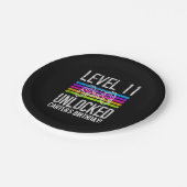 レベル11のロック解除された11番目の誕生日パーソナライズされた紙 ペーパープレート (アングル)