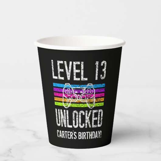 レベル13のロック解除された13番目の誕生日パーソナライズされた紙 紙コップ (正面)