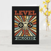 レベル18ロック解除されたビデオゲーマー誕生日 カード (黄色い花)