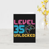 レベル35のロック解除されたゲーム誕生日 カード (黄色い花)