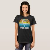 レベル44ロック解除されたビデオゲーマー44誕生日 Tシャツ (正面フル)