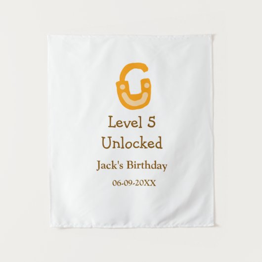 レベル5アンロック オレンジ ブラウン ハッピー バースデー タペストリー (正面)