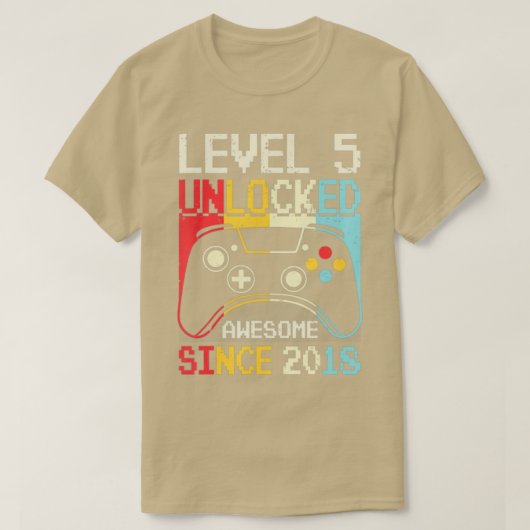 レベル5ロック解除されたビデオゲーム5th誕生日ゲーマーボーイ tシャツ (デザイン正面)