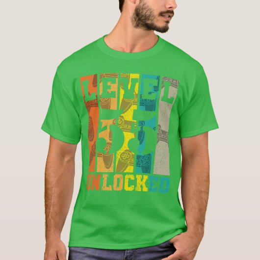レベル55アンロック 55歳の誕生日 ゲーミング ゲーマー 男子 Tシャツ (正面)
