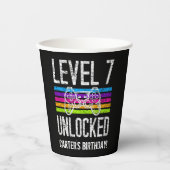 レベル7アンロック第7誕生日ゲーマパーソナライズされたー 紙コップ (正面)