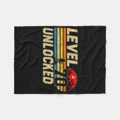 レベル70ロック解除ヴィンテージ70歳ハイカー70位 フリースブランケット (正面(横))