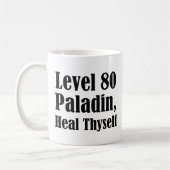 レベル80の聖騎士、自分を癒せ コーヒーマグカップ (左)