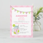 レモネード及びライムのシェブロンのピンクの誕生日 招待状 (スタンド正面)