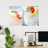 レモンとイチゴを入れた果実水 ポスター (ホームオフィス)