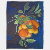 レモンとオレンジの枝のある静物画 フリースブランケット (正面)