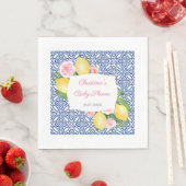 レモンのピンクの花ブルータイル赤ちゃんシャワーパーティー スタンダードランチョンナプキン (インサイチュ)