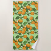 レモンの木の咲きパターン ビーチタオル (正面)