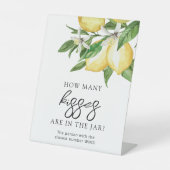 レモンの緑びんの中にキスが何個入っているか 台座サイン (正面)