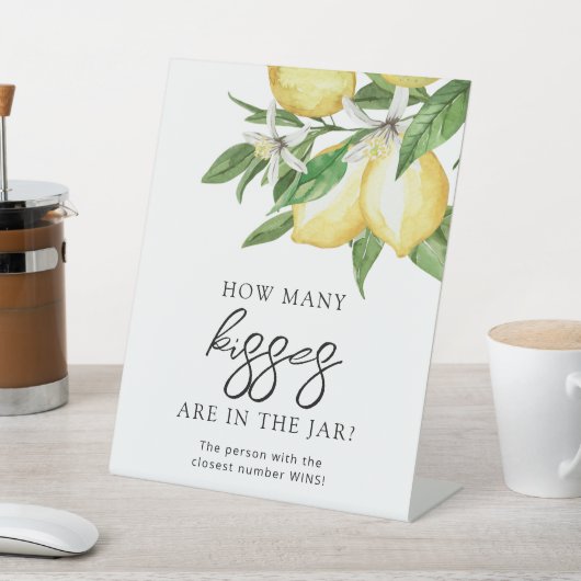 レモンの緑びんの中にキスが何個入っているか 台座サイン (インサイチュ)