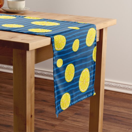 レモンの薄切りパターン ショートテーブルランナー (インサイチュ)