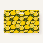 レモンイエローモダンおもしろいかわいい バッジ (裏面)