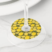 レモンイエローモダンおもしろいかわいい ワイングラスタグ (クローズアップ)