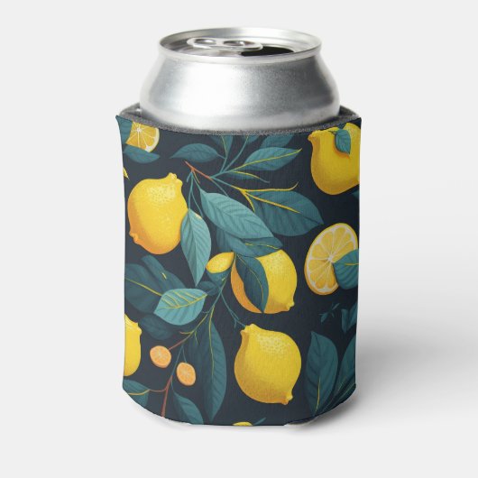 レモンガーデンパターン。黄色い熱帯柑橘類の果実 缶クーラー (缶裏面)