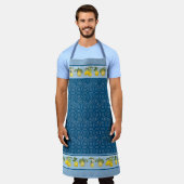 レモンシトラットリズカントリーフランスのファームハウスネイビー エプロン (着用した状態)