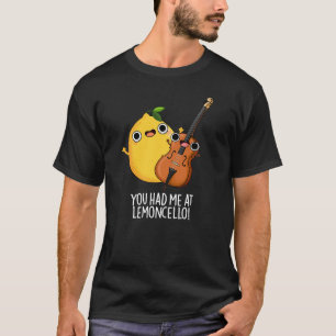 レモンチェロでプリンおもしろいクを飲んだ Tシャツ