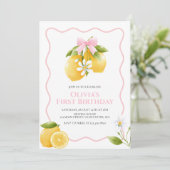 レモンピンクボウ名門私立校風のコケット誕生日招待状 招待状 (スタンド正面)