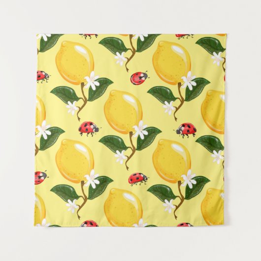 レモンレディバグ：トロピカルイエローパターン。 タペストリー (正面)
