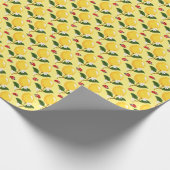 レモンレディバグ：トロピカルイエローパターン。 ラッピングペーパー (角)