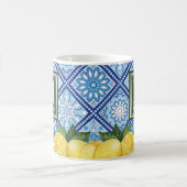 レモン地中海のブルータイルモノグラム コーヒーマグカップ (中央)