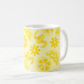レモン柑橘類レモネデシェフかわいい黄色 コーヒーマグカップ (正面右)