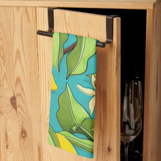 レモン、ラディバグ、ティール（緑がかった色）背景の花 キッチンタオル (三つ折り)