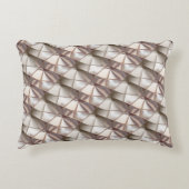 レリーフ、 浮き彫りや深さthに見える形状のシルキーベージュ アクセントクッション (正面)