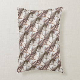 レリーフ、 浮き彫りや深さthに見える形状のシルキーベージュ アクセントクッション
