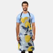 レンカラフルズ：柑橘系花柄 エプロン (着用した状態)