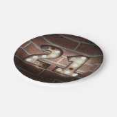 レンガの壁に21th誕生日マーキーのサイン ペーパープレート (アングル)