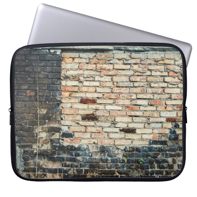 レンガの壁のテクスチャの背景の混在ヴィンテージ効果 ラップトップスリーブ (正面)